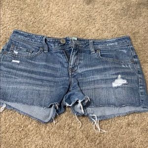 distressed jean shorts